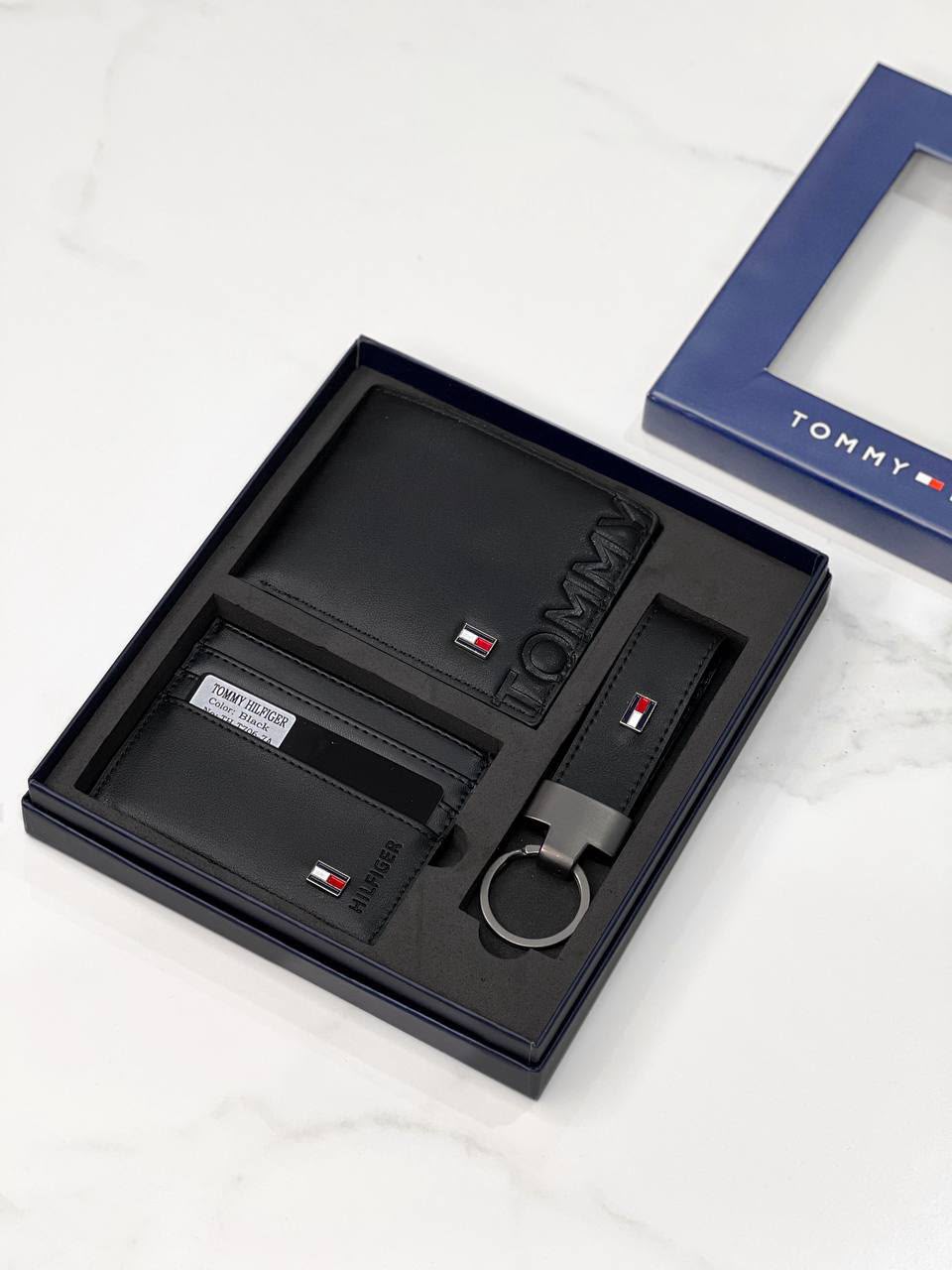 Tommy Hillfiger Bundle -D004